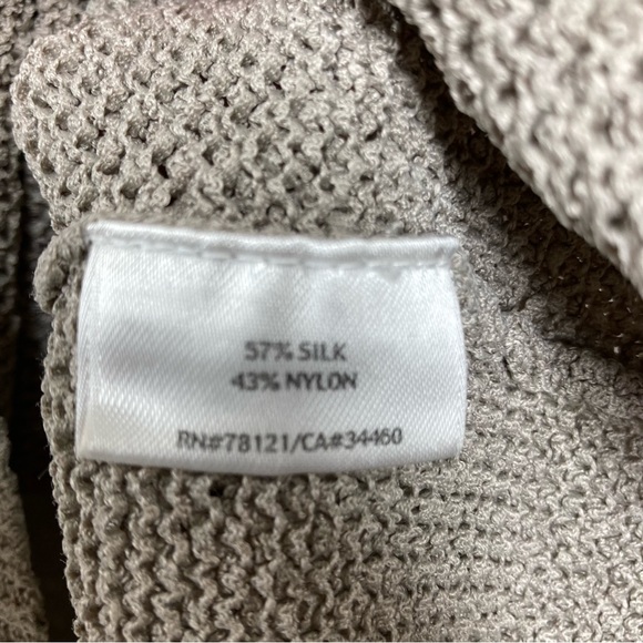 Eileen Fisher Silk Blend Knitted Ivory Sweater Women's Large Long Sleeves V neck - Picture 16 of 16